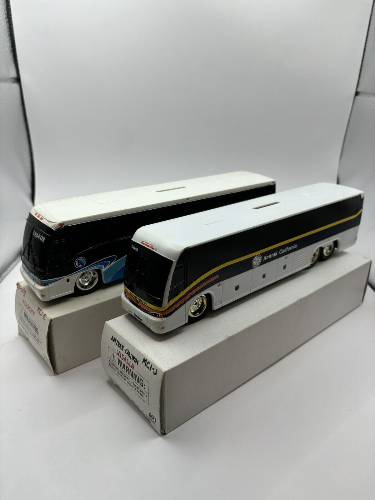 Vintage Bank Bus Plastic 9.5X2X2.75\'\' Lot ( Amtrack Cali And Academy  )
