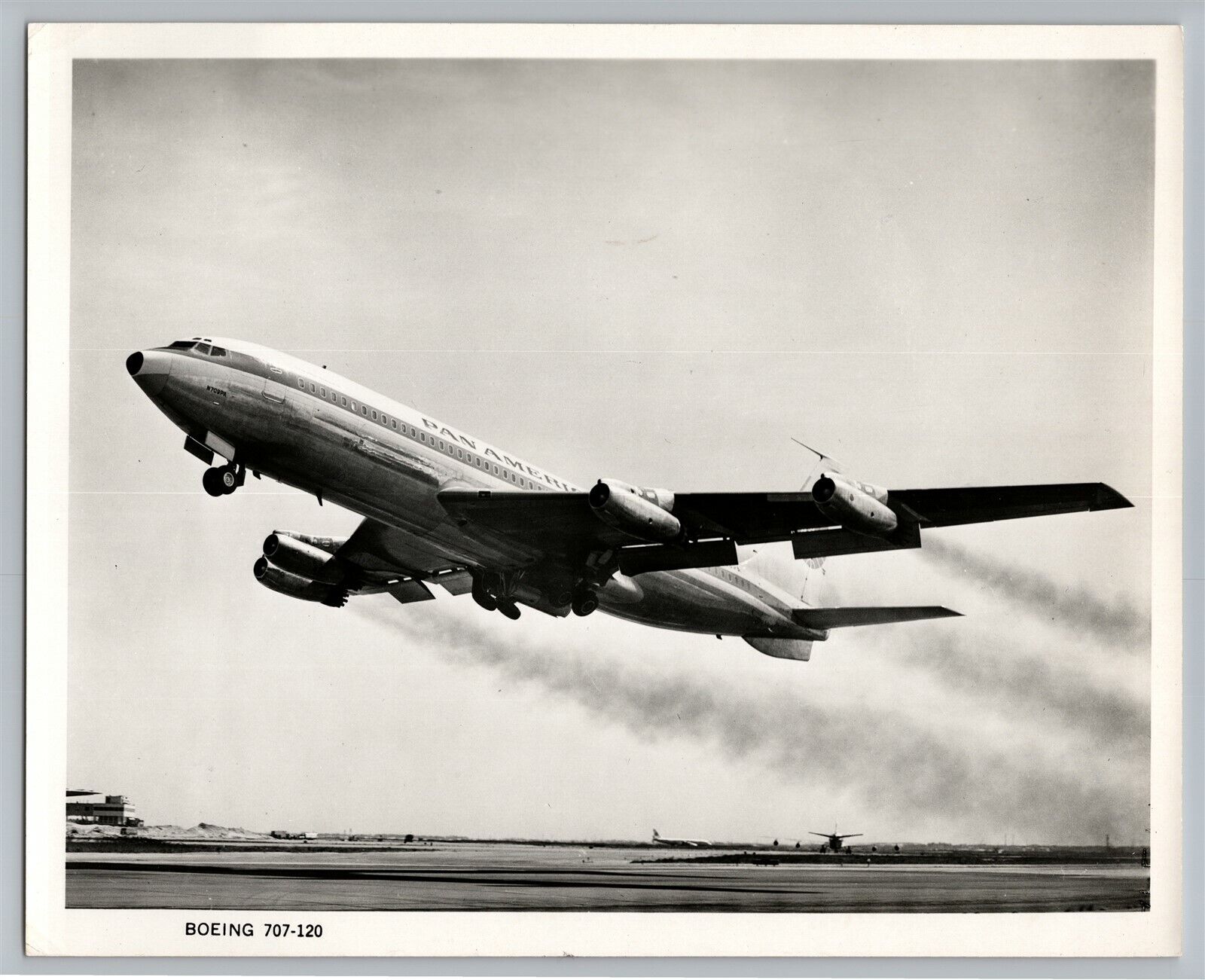 Aviation Airplane Pan Am Pan American Airlines Boeing 707-120 B&W 8x10 Photo C11