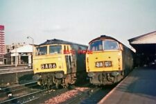 PHOTO  CLASS 52 WESTERN VICEROY D1052 AT AND D7022 READING 21ST MARCH 1974 picture