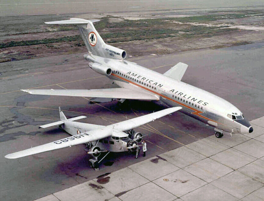 American Airlines Boeing 727 ((8.5\
