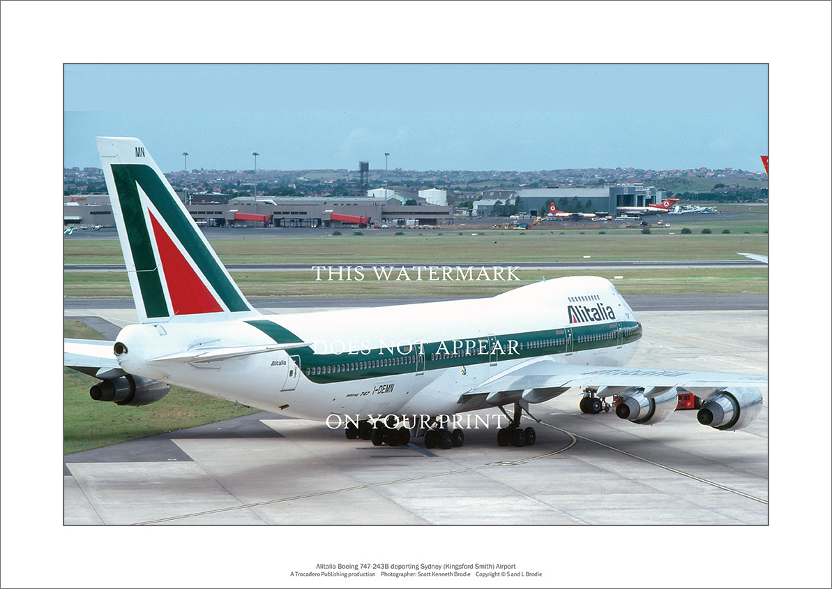 Alitalia Boeing 747-243B A2 Art Print - Sydney Airport – 59 x 42 cm Poster
