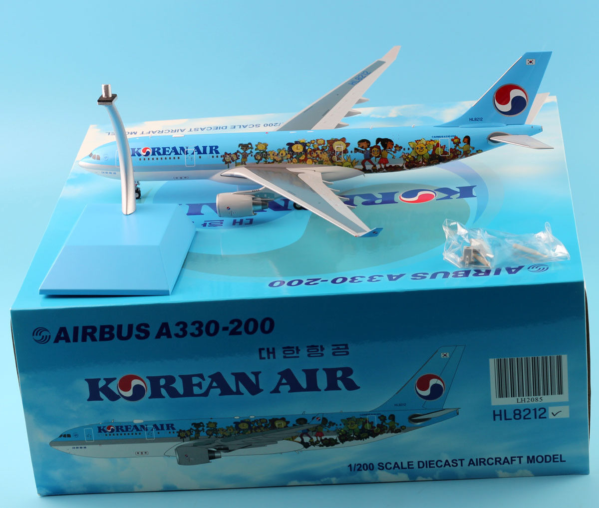 JC Wings 1:200 LH2085 Korean Air Airbus A330-200 Diecast Aircraft Model HL8212