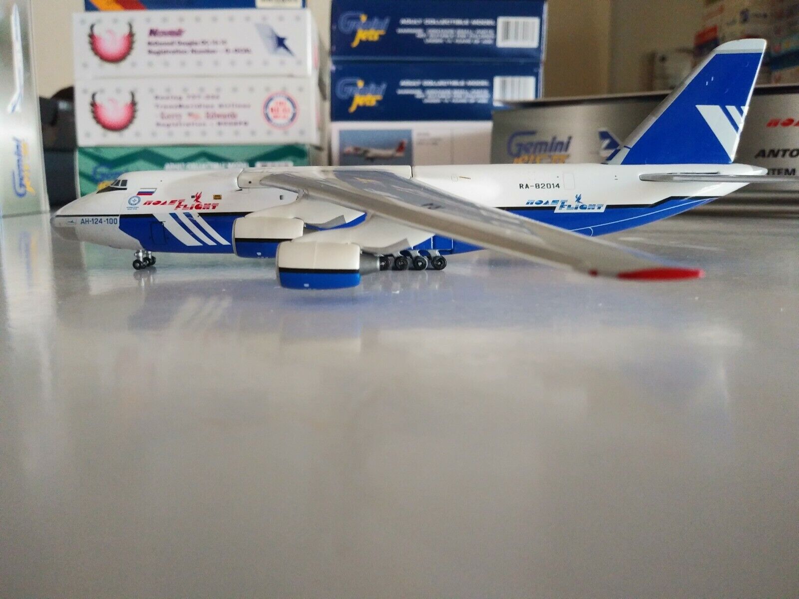 Gemini Jets Polet Antonov AN-124 1:400 RA-82014 GJPOT510 Polet Aviakompania
