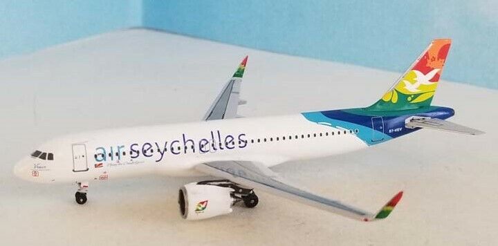 Aeroclassics AC419925 Air Seychelles Airbus A320neo S7-VEV Diecast 1/400 Model
