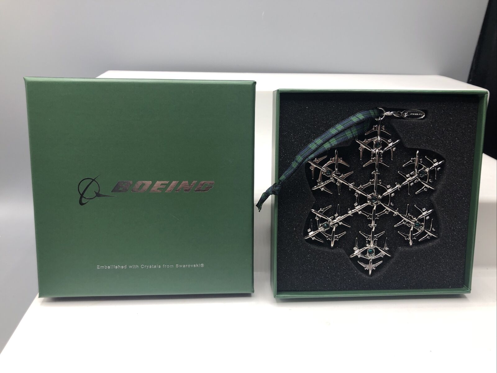 NEW BOEING 2020 Jet Snowflake with Green Swarovski Crystals Christmas Ornament