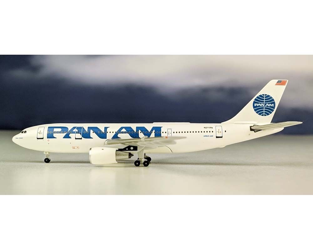 Aeroclassics Pan Am Airbus A300 Chicago N213PA Diecast 1/400 Jet Model Airplane