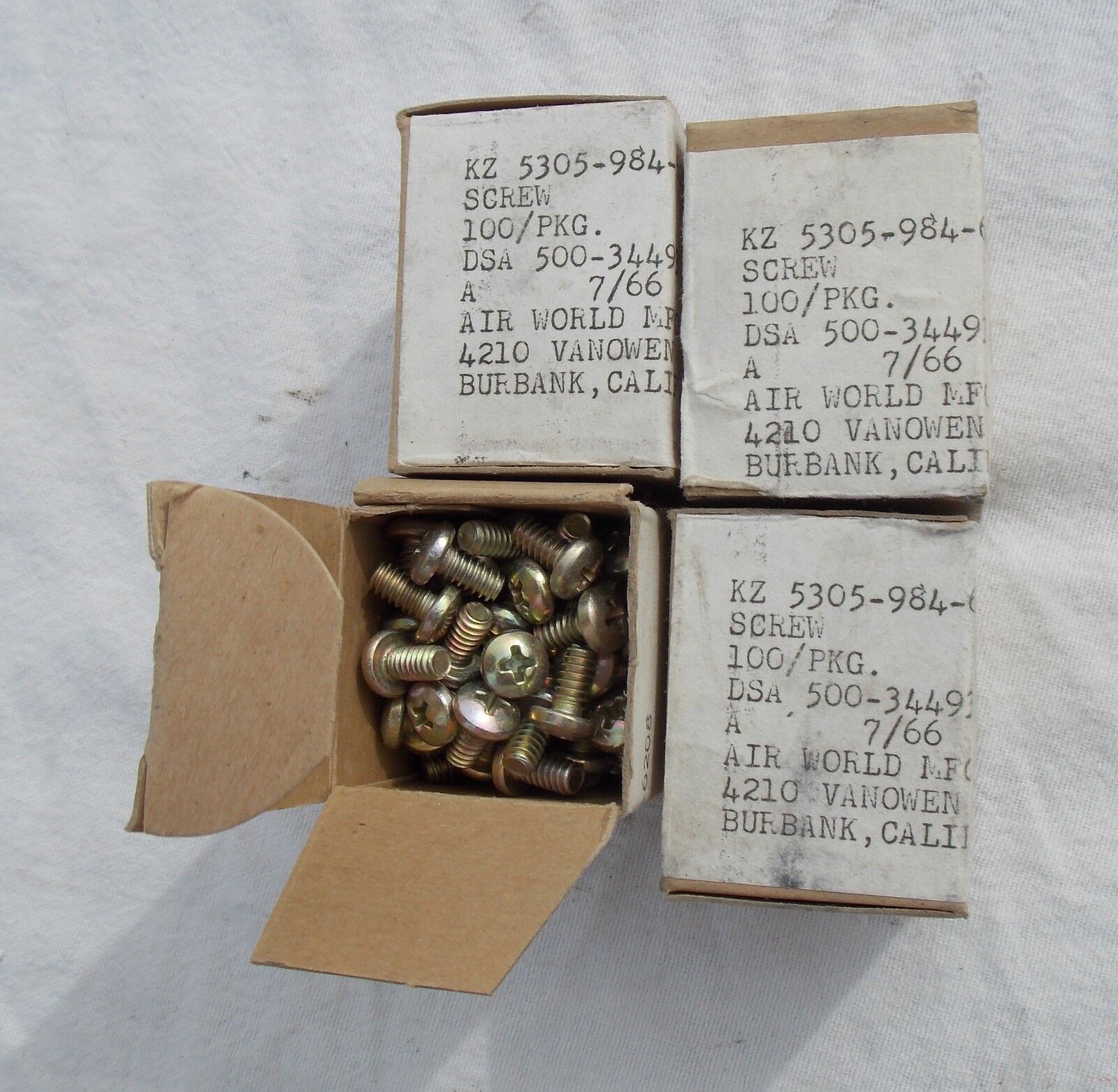 NOS  Military Aircraft Hardware 4 Boxes Of 100 each 10-24 Screws 3/8 inch Long