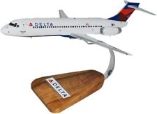 Delta Airlines Boeing 717-200 Desk Top Display Jet Model 1/100 SC Airplane picture