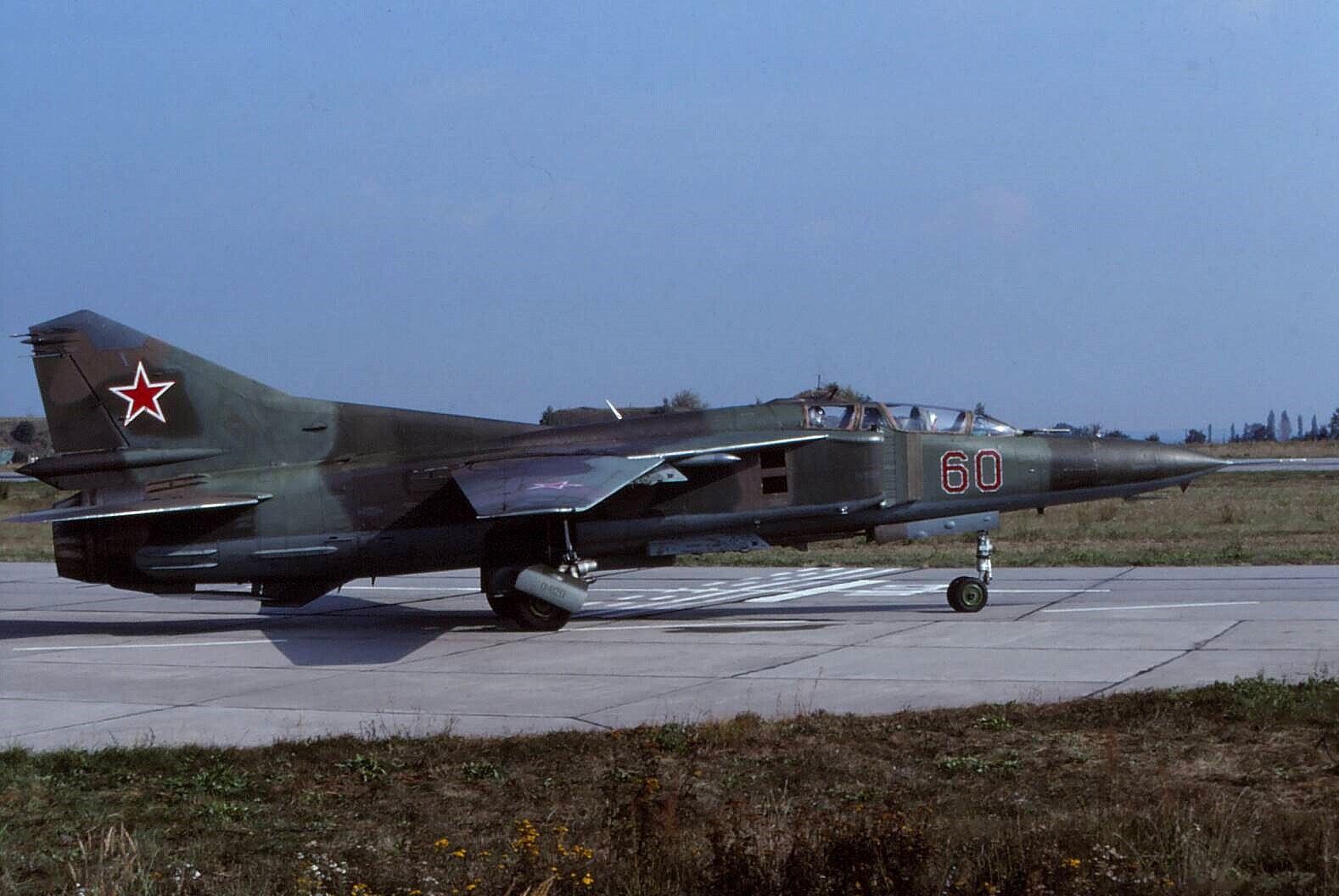 Original colour slide MiG-23UB Flogger \'60\' of Russian Air Force