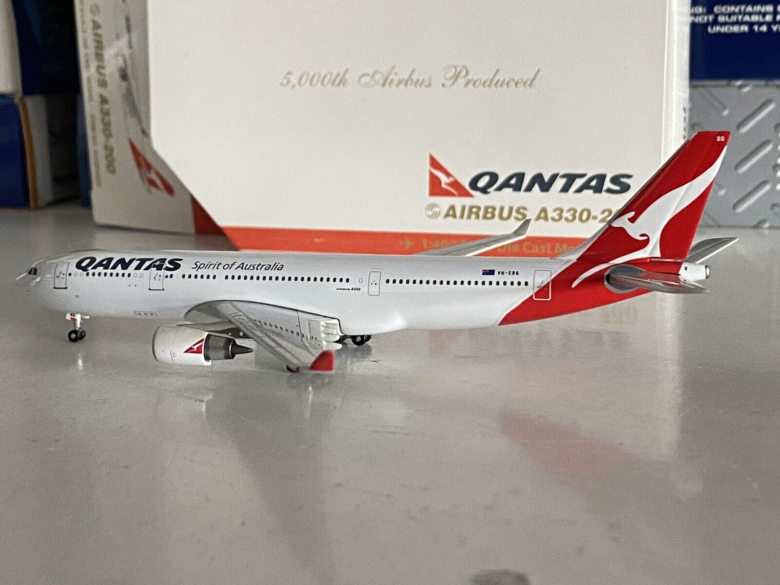 Gemini Jets Qantas Airways Airbus A330-200 1:400 VH-EBG GJQFA857