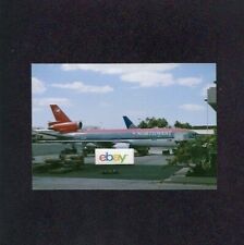 NORTHWEST AIRLINES DC-10 AT HONOLULU INTERNATIONAL AIRPORT 1990'S PHOTO picture