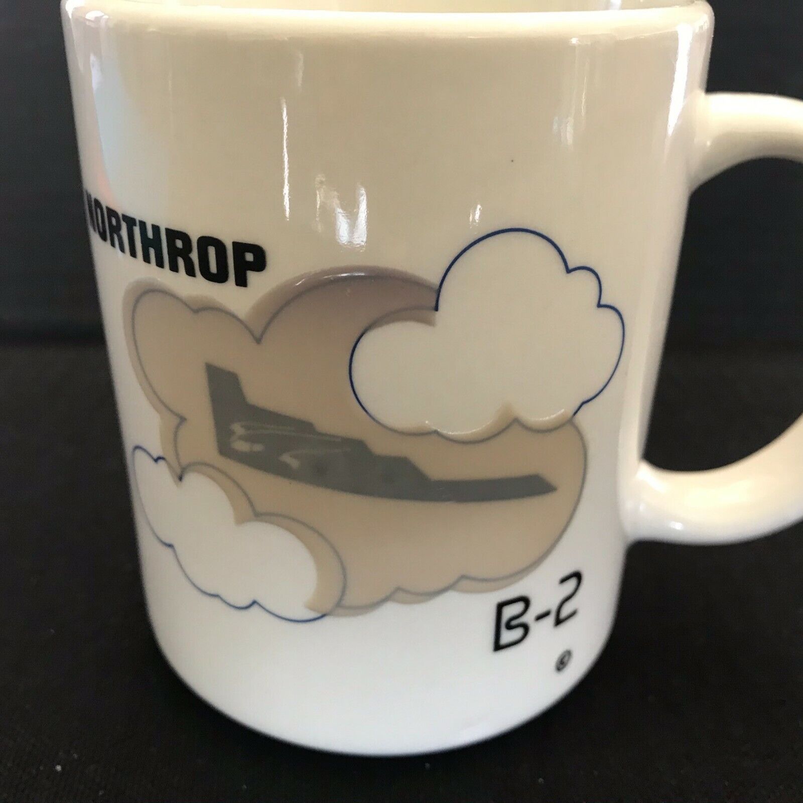  Vintage Coffee Mug Northrop B-2 Stealth Bomber Pic Changes with Hot Liquid 