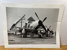 DOUGLAS A-1 (AD) SKYRAIDER BEING SERVICED BY MECHANICS. ES 131420 VTG picture