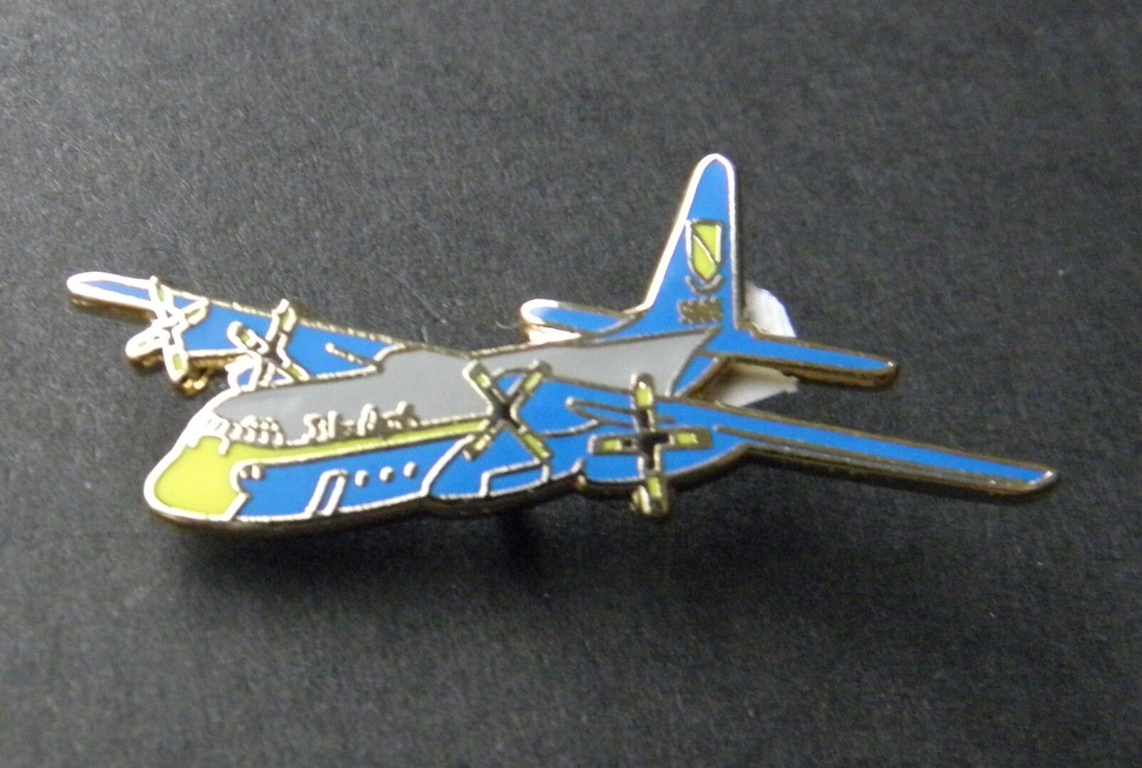 LOCKHEED HERCULES C-130 USN BLUE ANGELS AIRCRAFT LAPEL PIN BADGE 1.5 INCHES