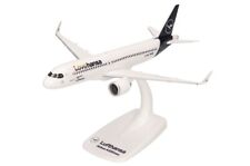 Herpa 613880 Lufthansa Airbus A320neo D-AINY Desk Top 1/200 Model AV Airplane picture