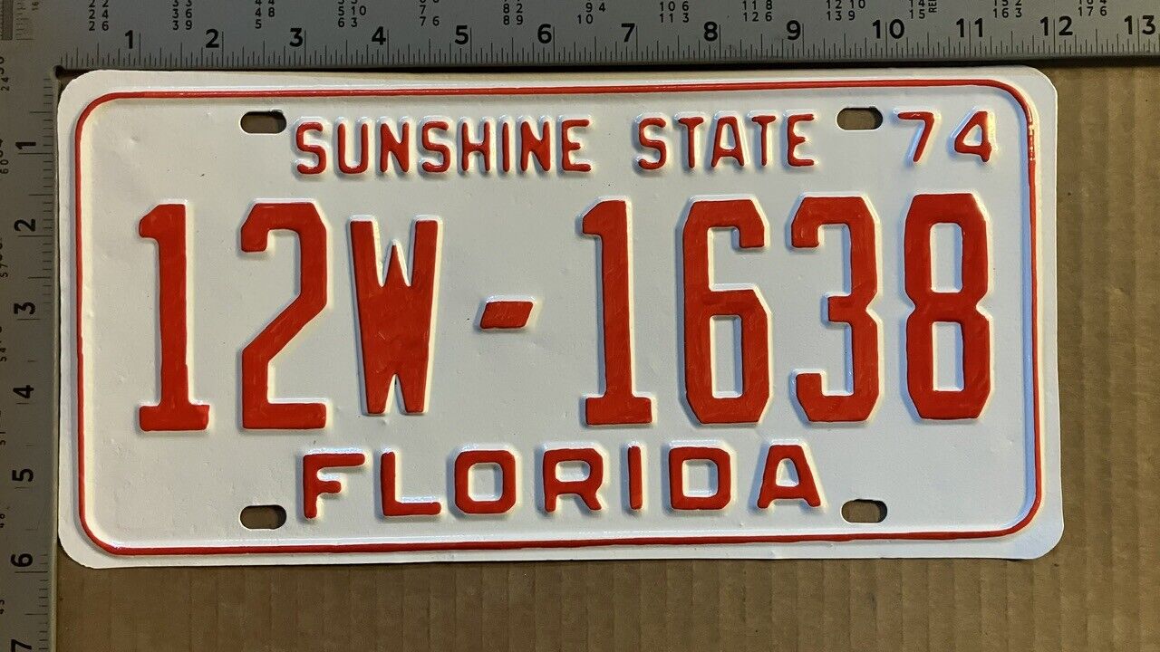 1974 Florida license plate 12W-1638 YOM DMV Lake County GREAT RESTORATION 10698