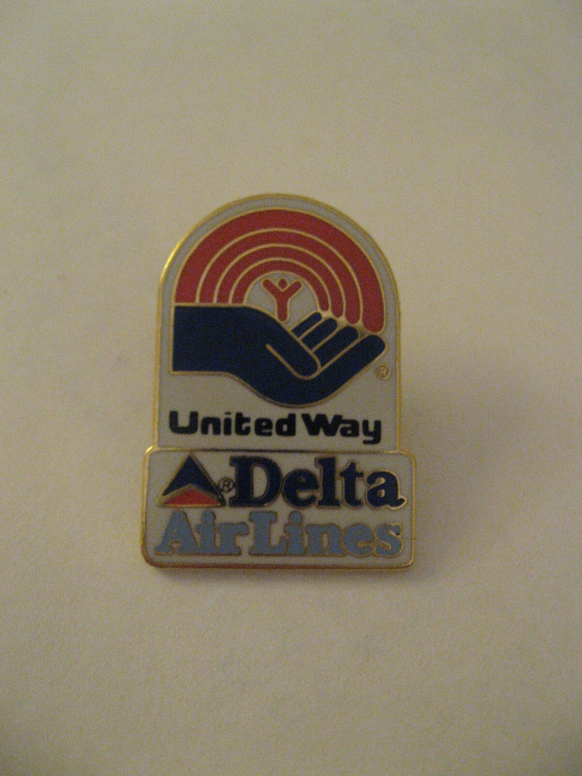 Delta Airlines Pin - DL 1999 Vintage United Way Employee Worker Lapel Hat Pin