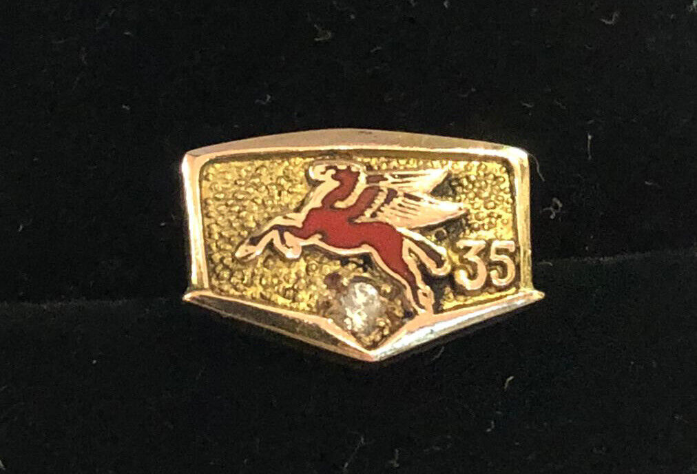 Gold & Diamond Long Service Badge, 35 Years.
