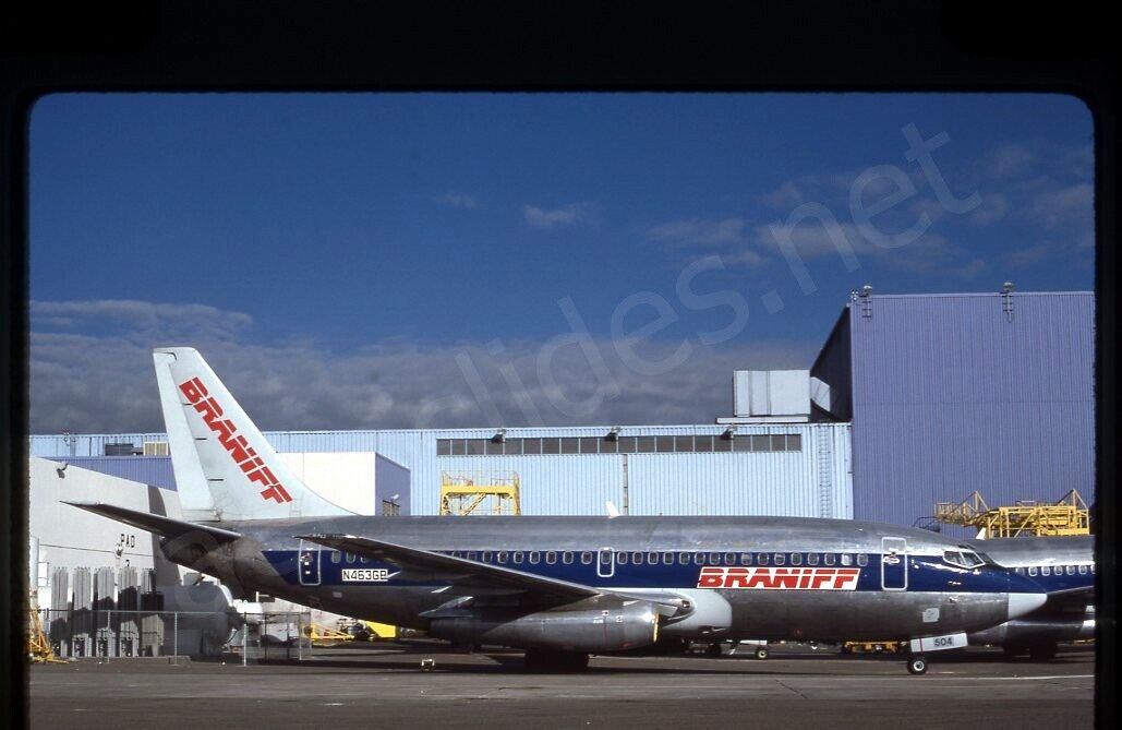 Braniff Boeing 737-200 N463GB Dec 89 BAD SCAN Kodachrome Slide/Dia A19