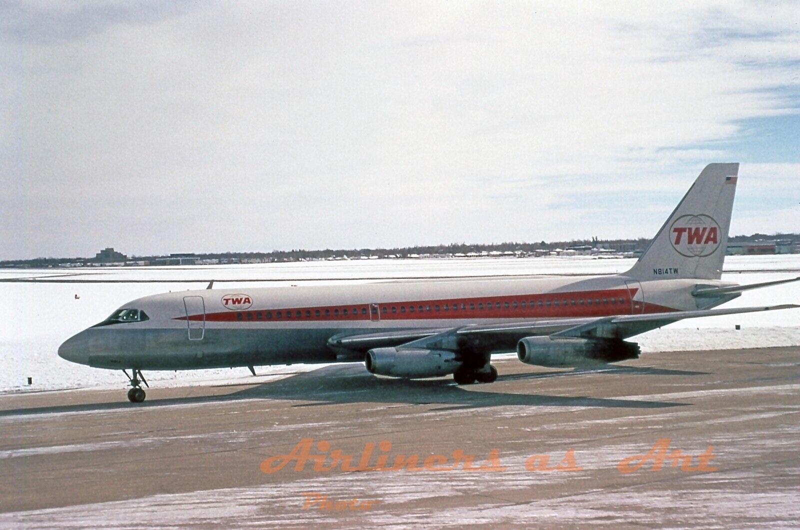 TWA Convair 880 N814TW in the early 1970s 8\