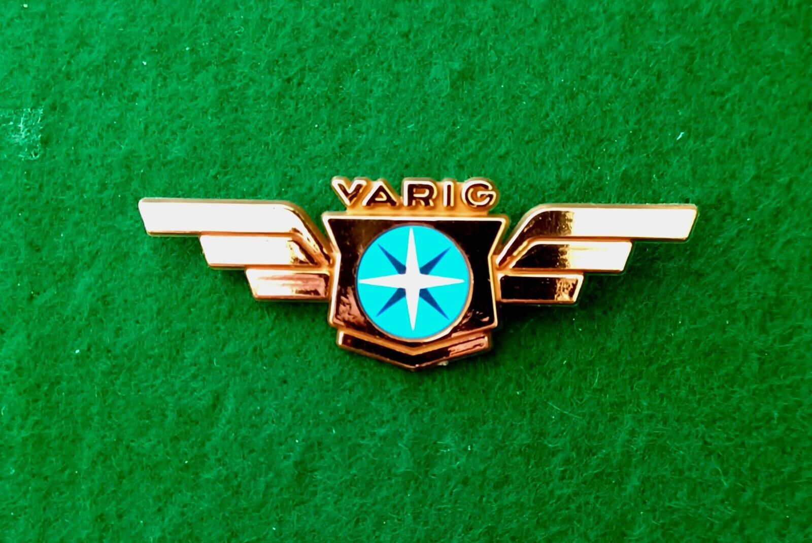 VARIG Airlines-Brazil -Blue Color Jr Pilot Kiddie Wing Plastic