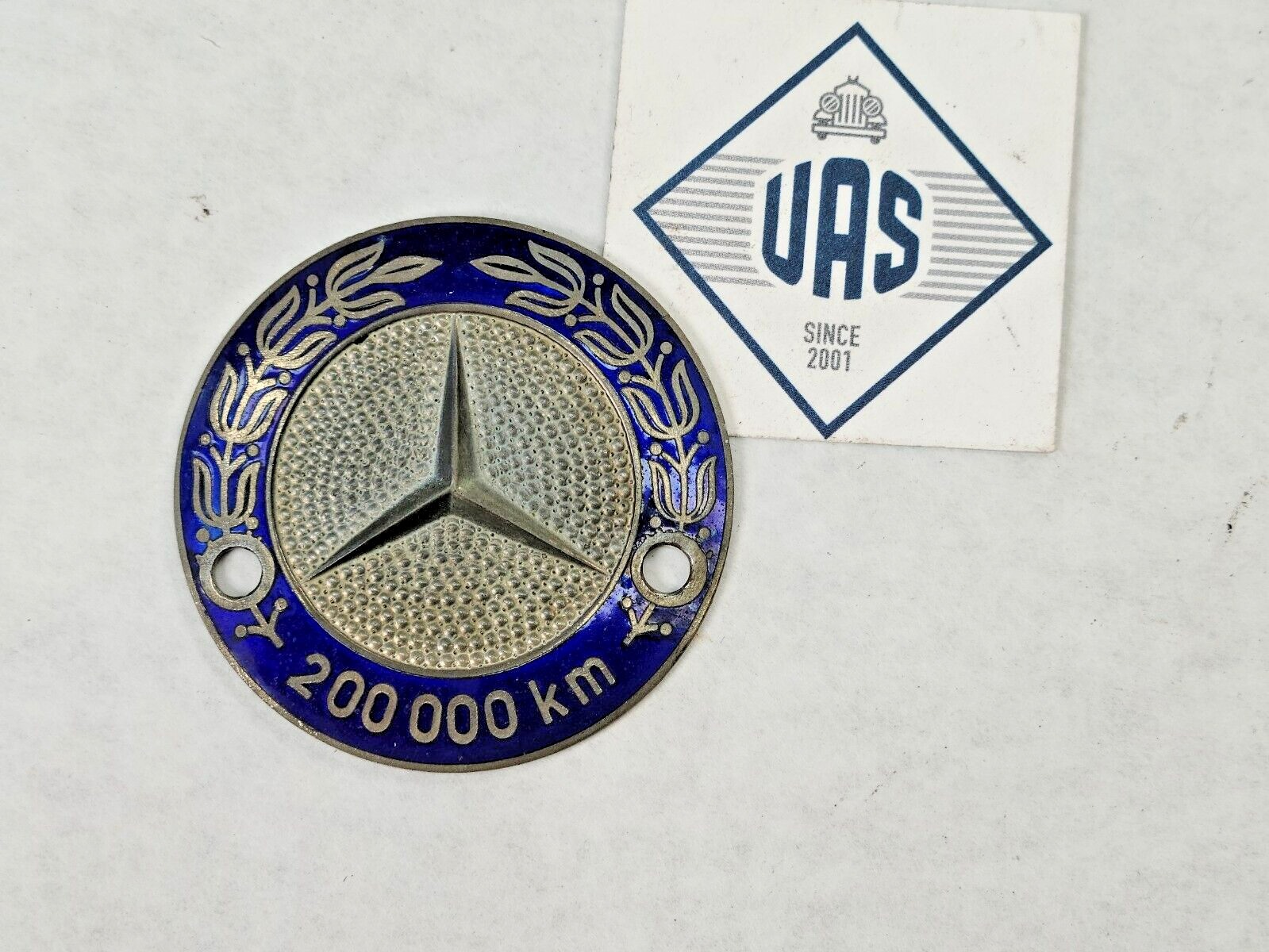 Mercedes 200,000 KM 200k Kilometer W108 Classic Enamel Grille Badge 108EX44510