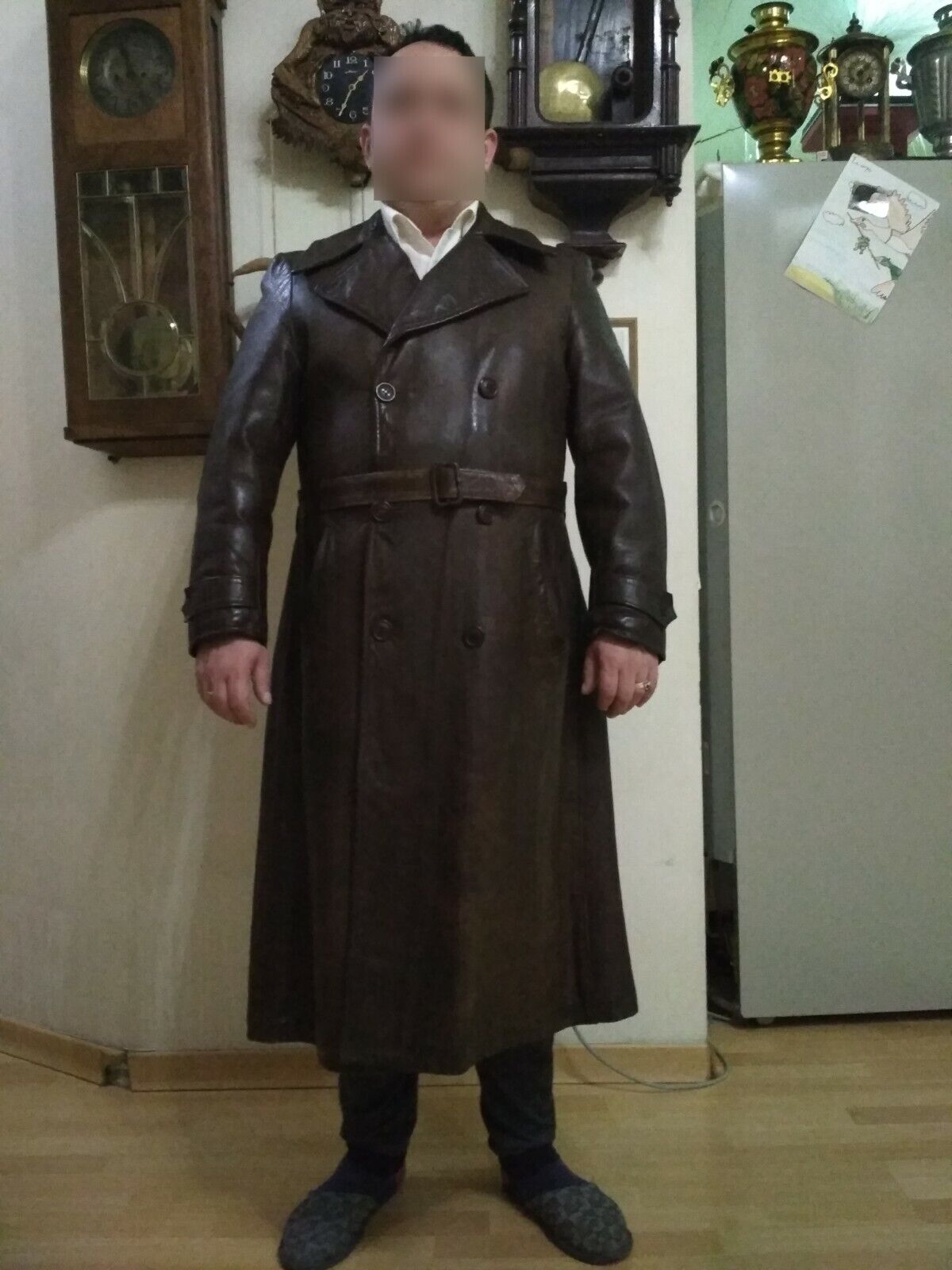 Old leather coat of an English pilot in 1943. Original.