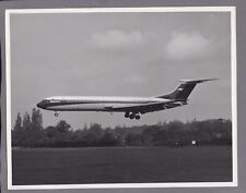 BOAC VICKERS SUPER VC10 LARGE ORIGINAL VINTAGE AIRLINE PHOTO 4 picture