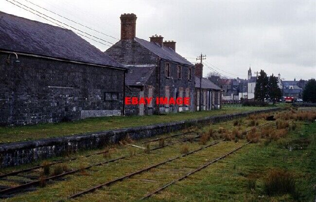 PHOTO  LOUGHREA STATION (REMAINS) 17 MAY 1984 (2)