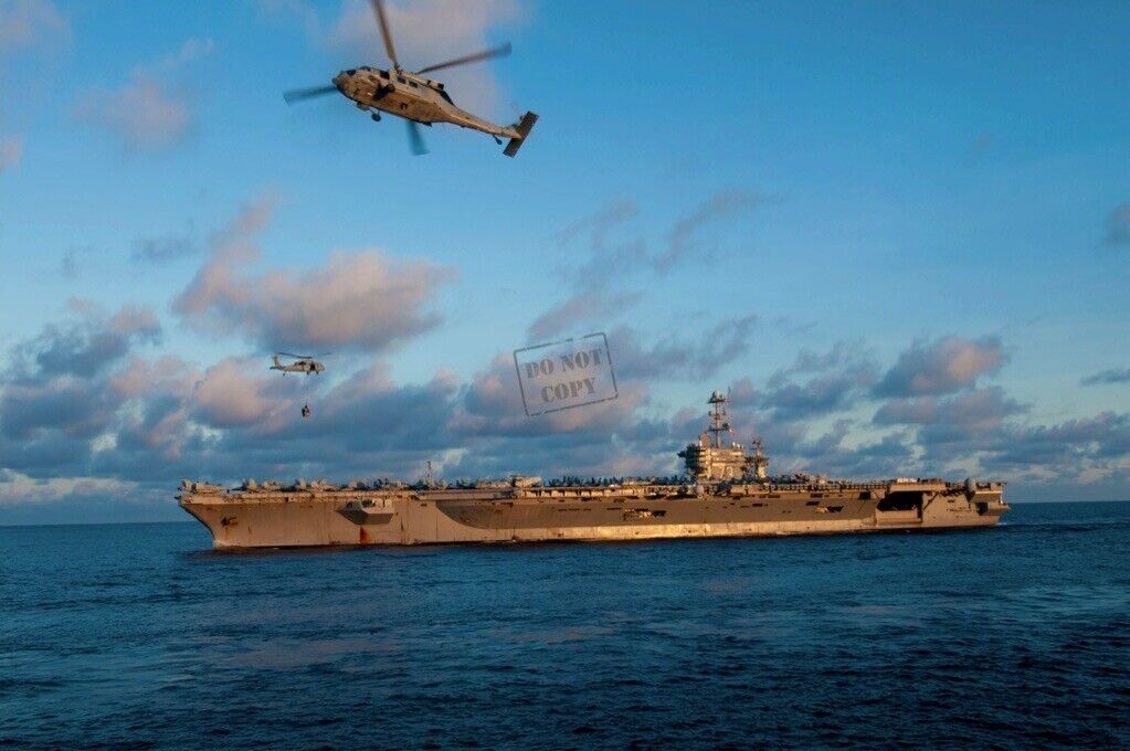 US NAVY USN aircraft carrier USS George Washington (CVN 73) 12X18 AC2 PHOTOGRAPH