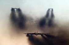 US Air Force USAF B-52G Stratofortress aircraft clouds of exhaust 12X18 Photo picture