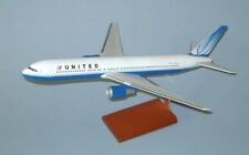 United Airlines Boeing 767-300 Blue Tulip Desk Display 1/100 Model SC Airplane picture