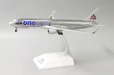 JC Wings LH2172 American Airlines Boeing 767-300ER N395AN Diecast 1/200 AV Model picture