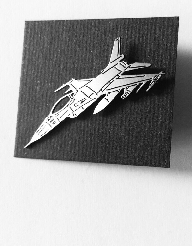 Badge pin  F-16 Fighting Falcon supersonic multirole fighter aircraft