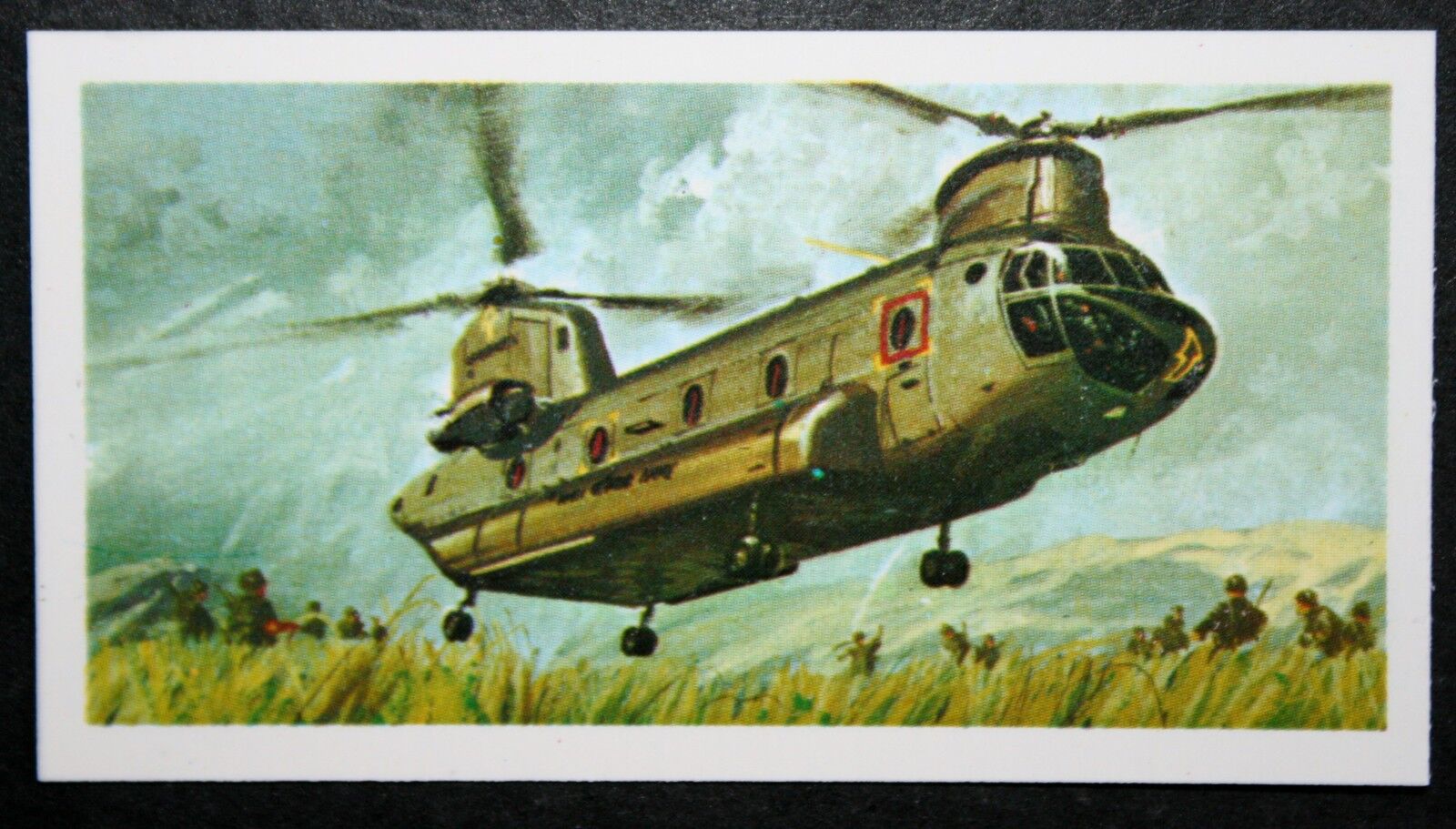 Boeing Chinook Helicopter    Vietnam War     Illustrated  Card  # VGC
