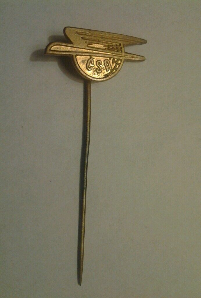 Vintage CSA Czech Airline Pin Badge