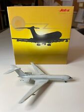 Jet-X 1:400 Royal Air Force Vickers VC-10 C.1K Light Grey colors picture