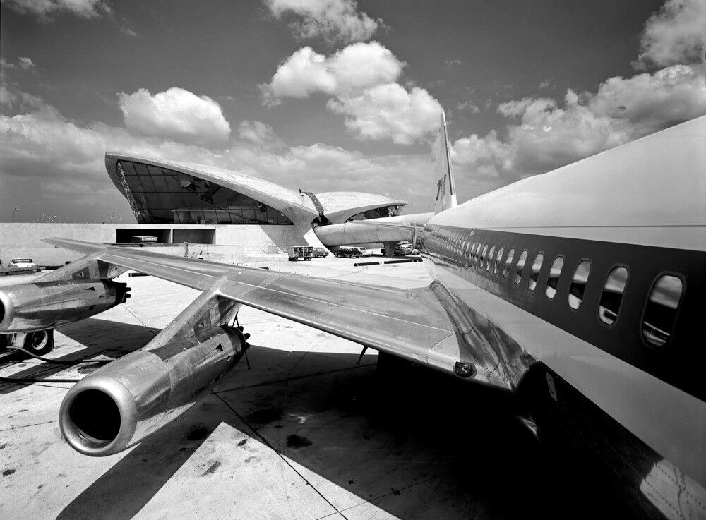 TWA Convair 880 ((8.5\