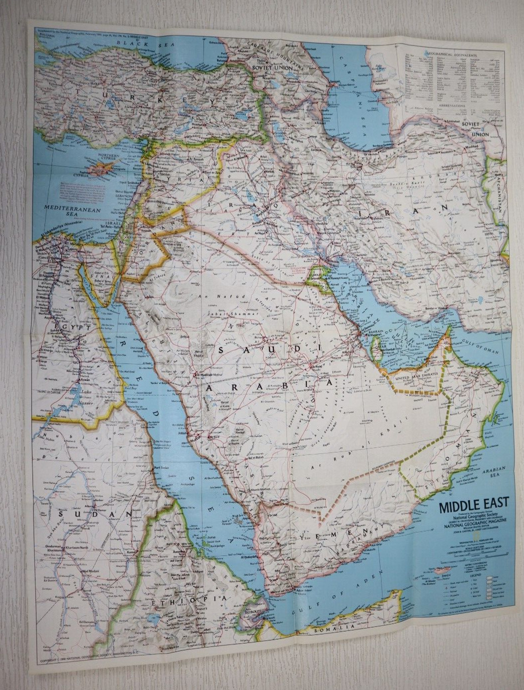 Middle East States in Turmoil - National Geographic  Double-sided Poster MAP 91