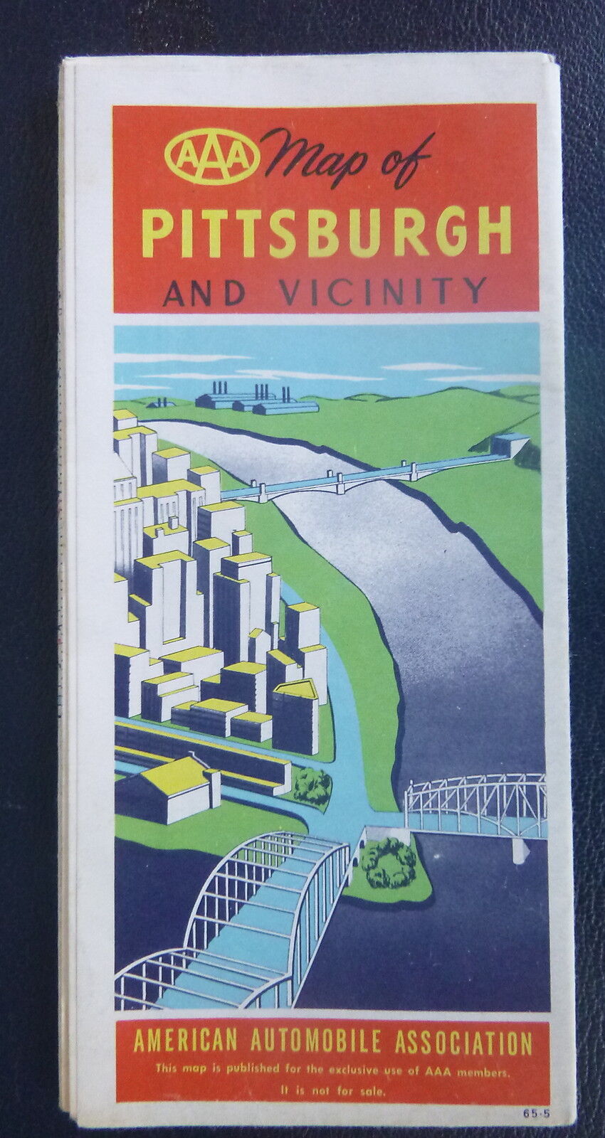 1965 Pittsburgh and vicinity  road  map AAA  oil  gas