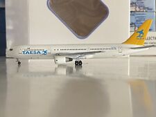 Aeroclassics TAESA Boeing 767-300 1:400 XA-SKY ACTAE031 picture