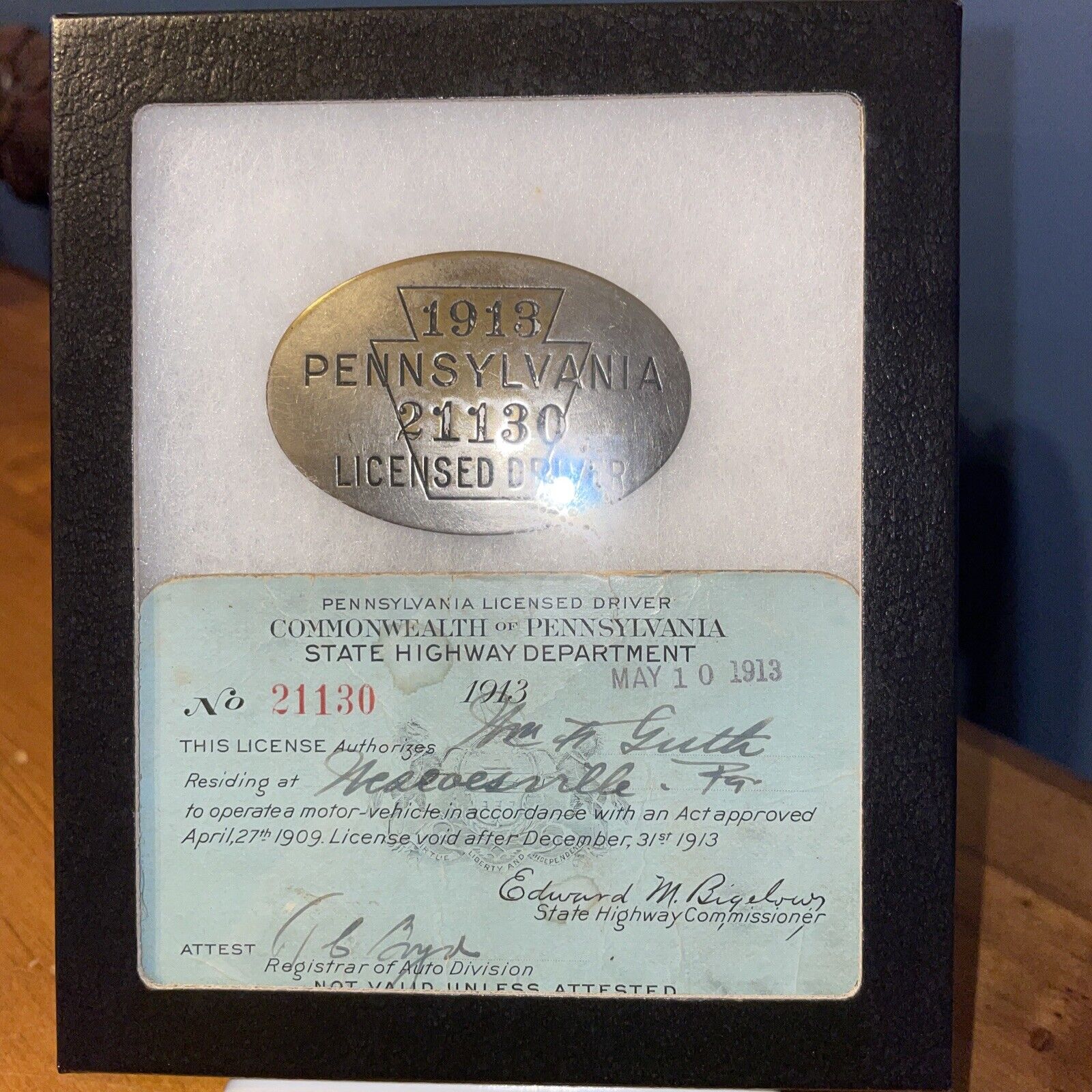 1913  Pennsylvania  Licensed Driver  Badge  21130 Oval Shape W/ Registration