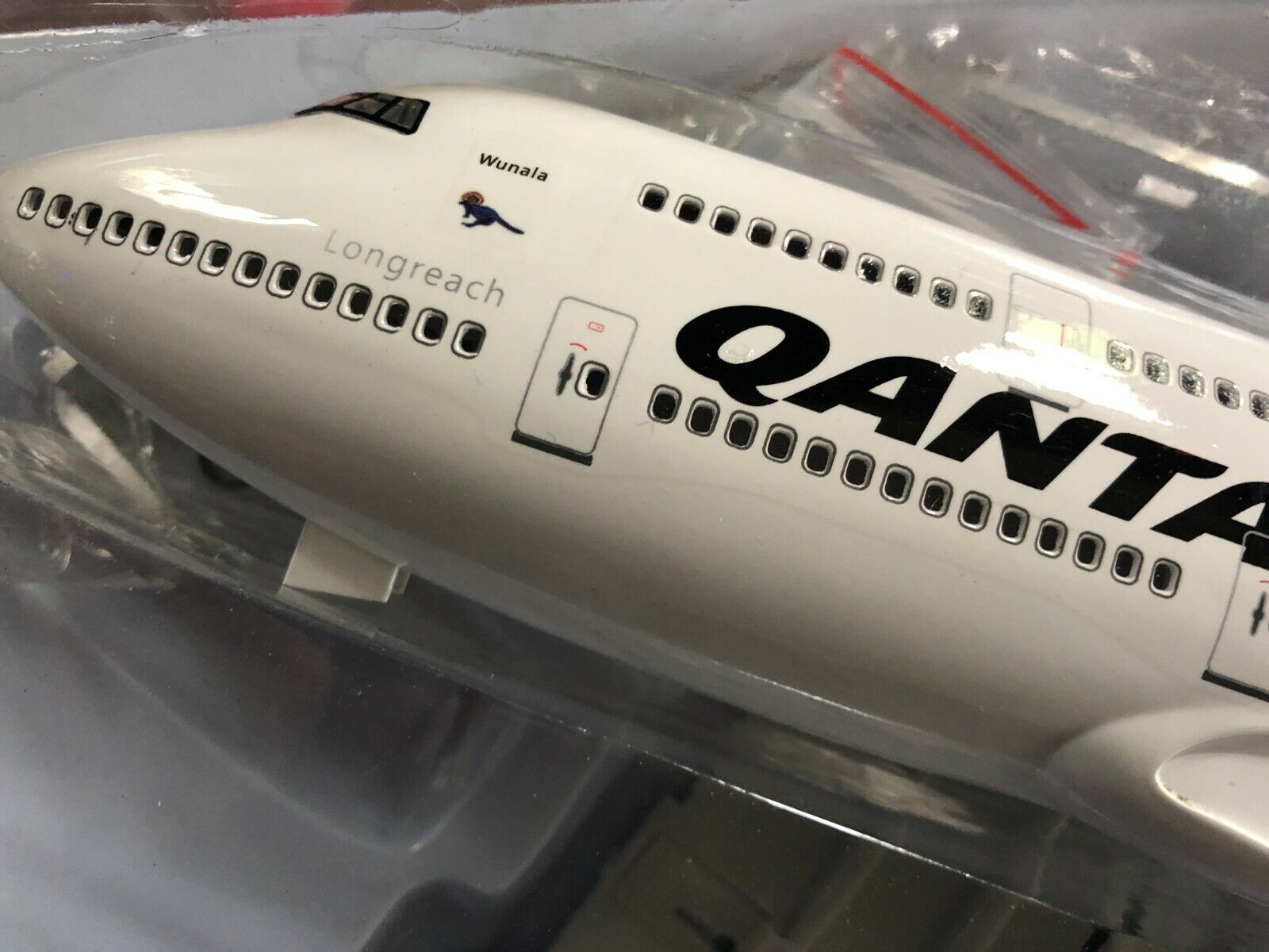 Qantas 747 Large Plane Model  ✈ 1:160 Airplane 45cm LED Cab Lights VH OEJ Wunala