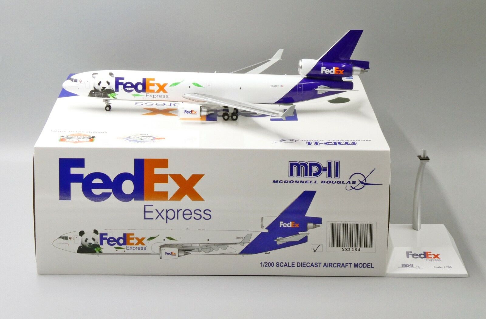 “Black Fri” Federal Express MD-11 ''Panda'' N585FE JC Wings 1:200 Diecast XX2284