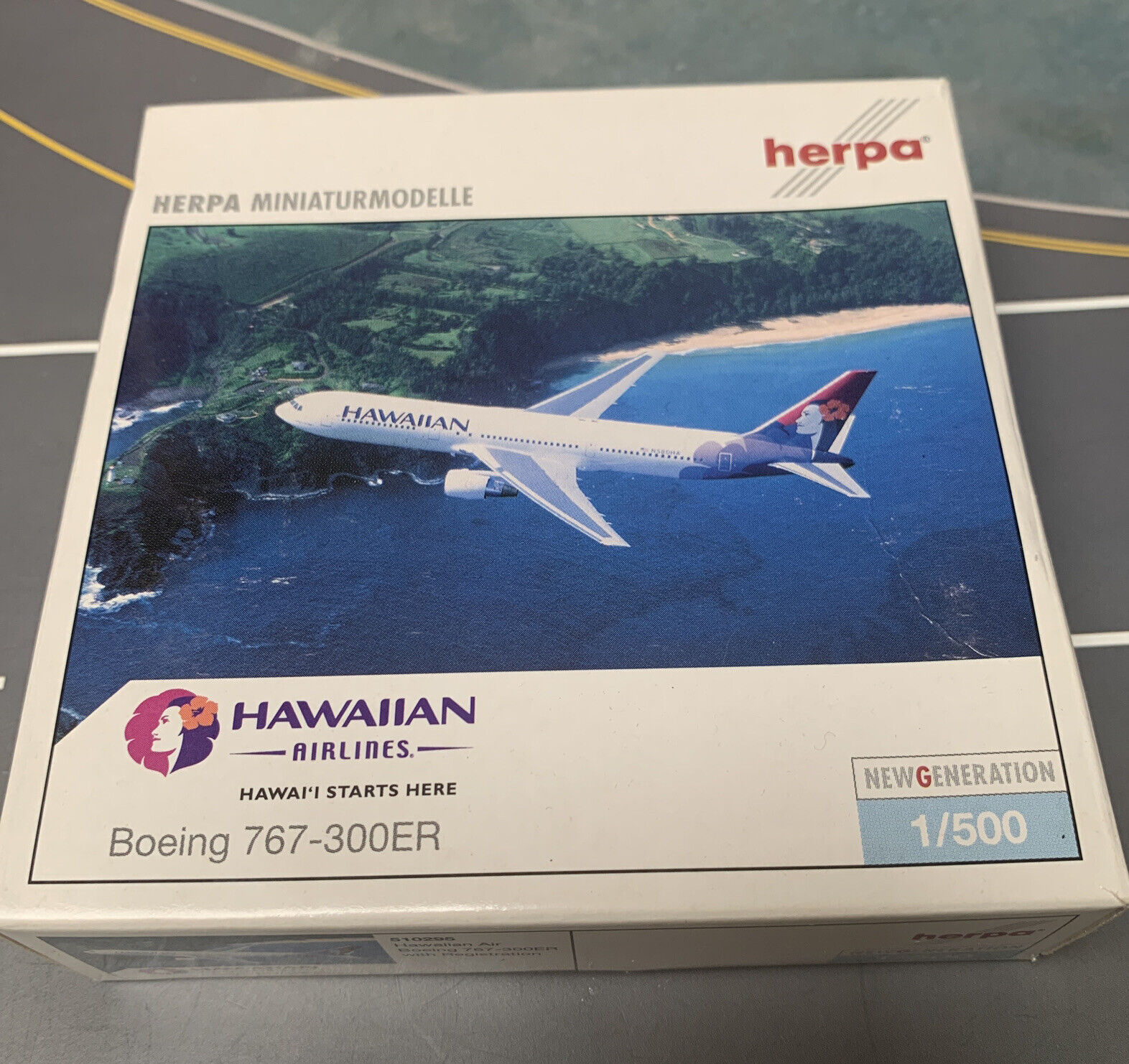 Herpa 1/500 * Hawaiian Airlines * Boeing  767-300ER * Art. No. 510295 *