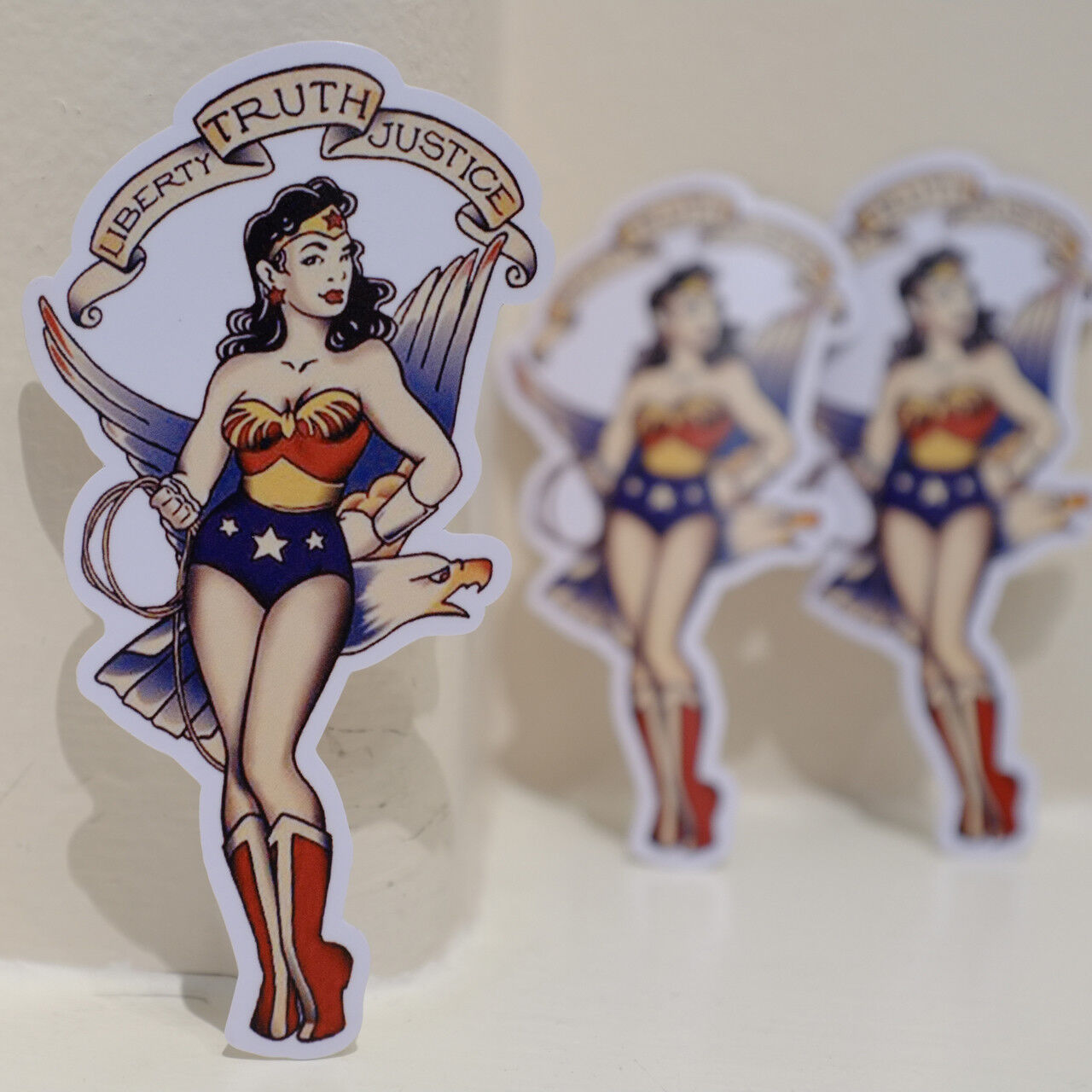 Justice League Vintage Wonder Woman Pin Up old school 4x2.5\