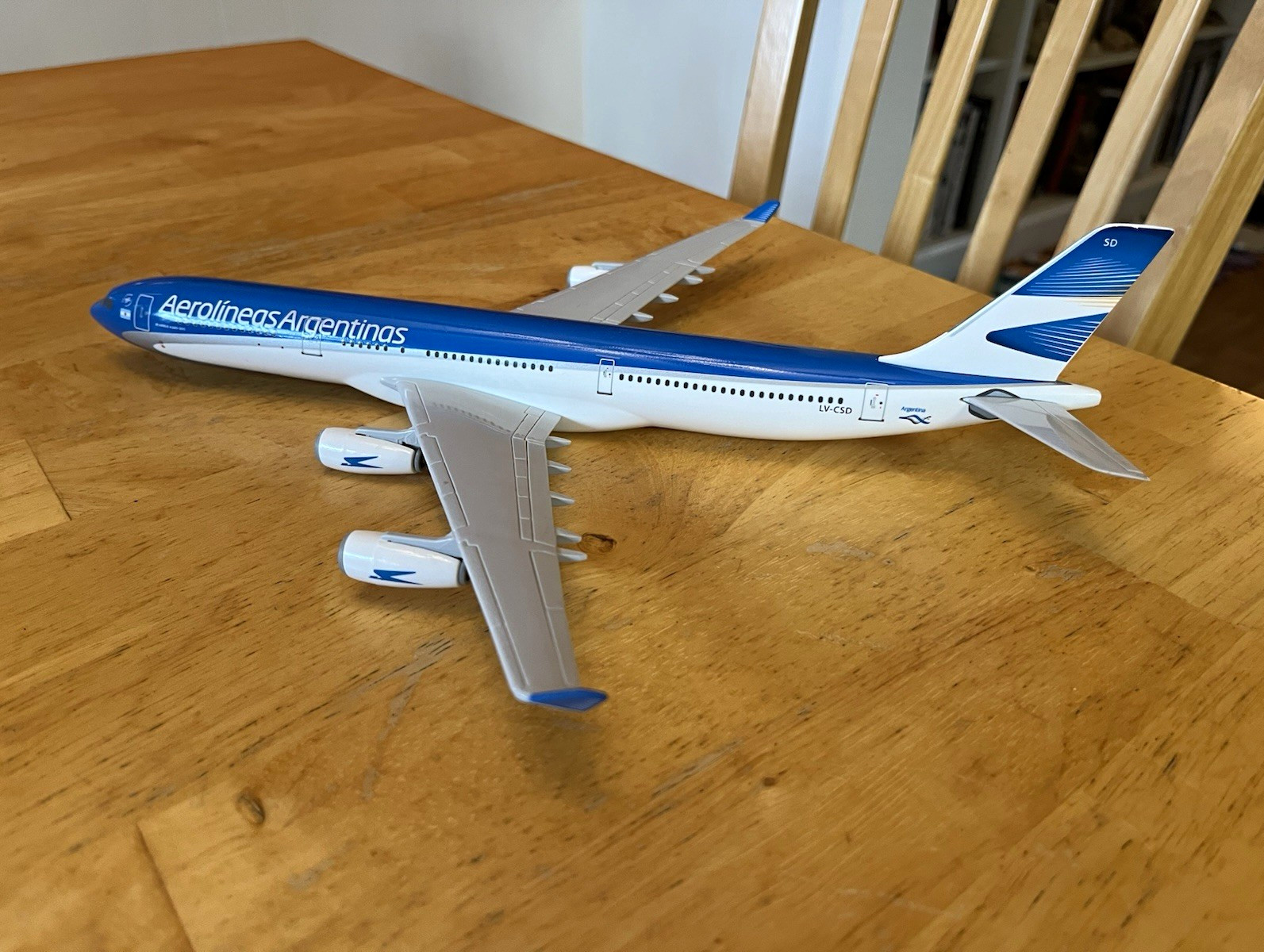 1/200 Skymarks Airbus A340 Aerolíneas Argentinas 1/200 Skymarks Airbus A340 Aerolíneas Argentinas