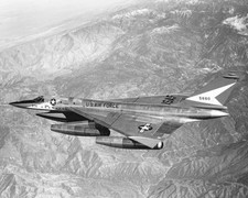 FLYING CONVAIR B-58 HUSTLER 8x10 GLOSSY PHOTO PRINT picture