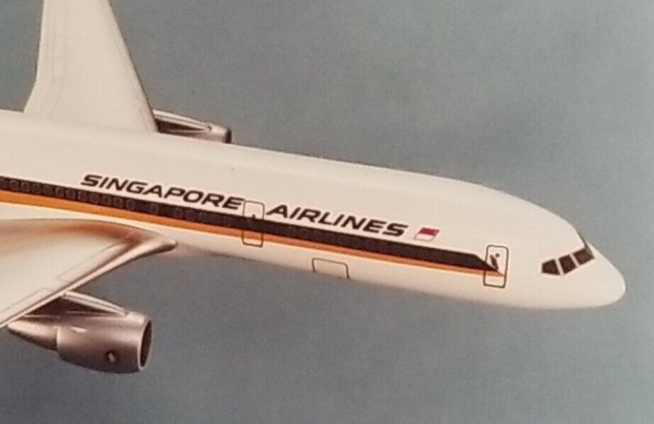 Singapore Airlines Boeing 757-200  Vintage LARGE PHOTO ~ Aviation