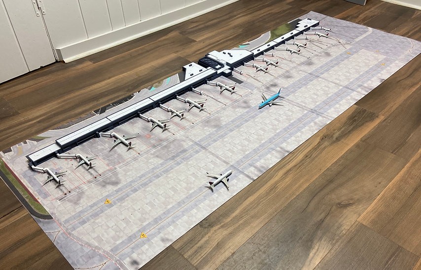 ATL Atlanta Hartsfield International Terminal 'T' Model Airport Terminal #4075 ATL Atlanta Hartsfield International Terminal 'T' Model Airport Terminal #4075